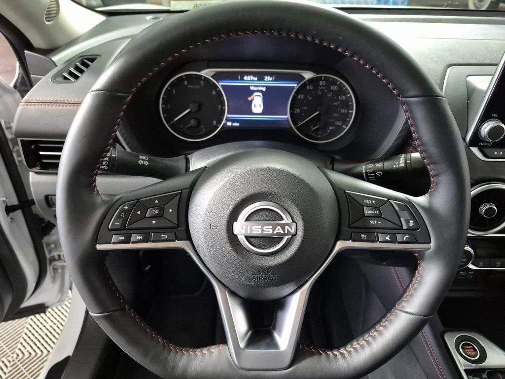 Used 2024 Nissan Sentra SR w/ SR Premium Package image 11