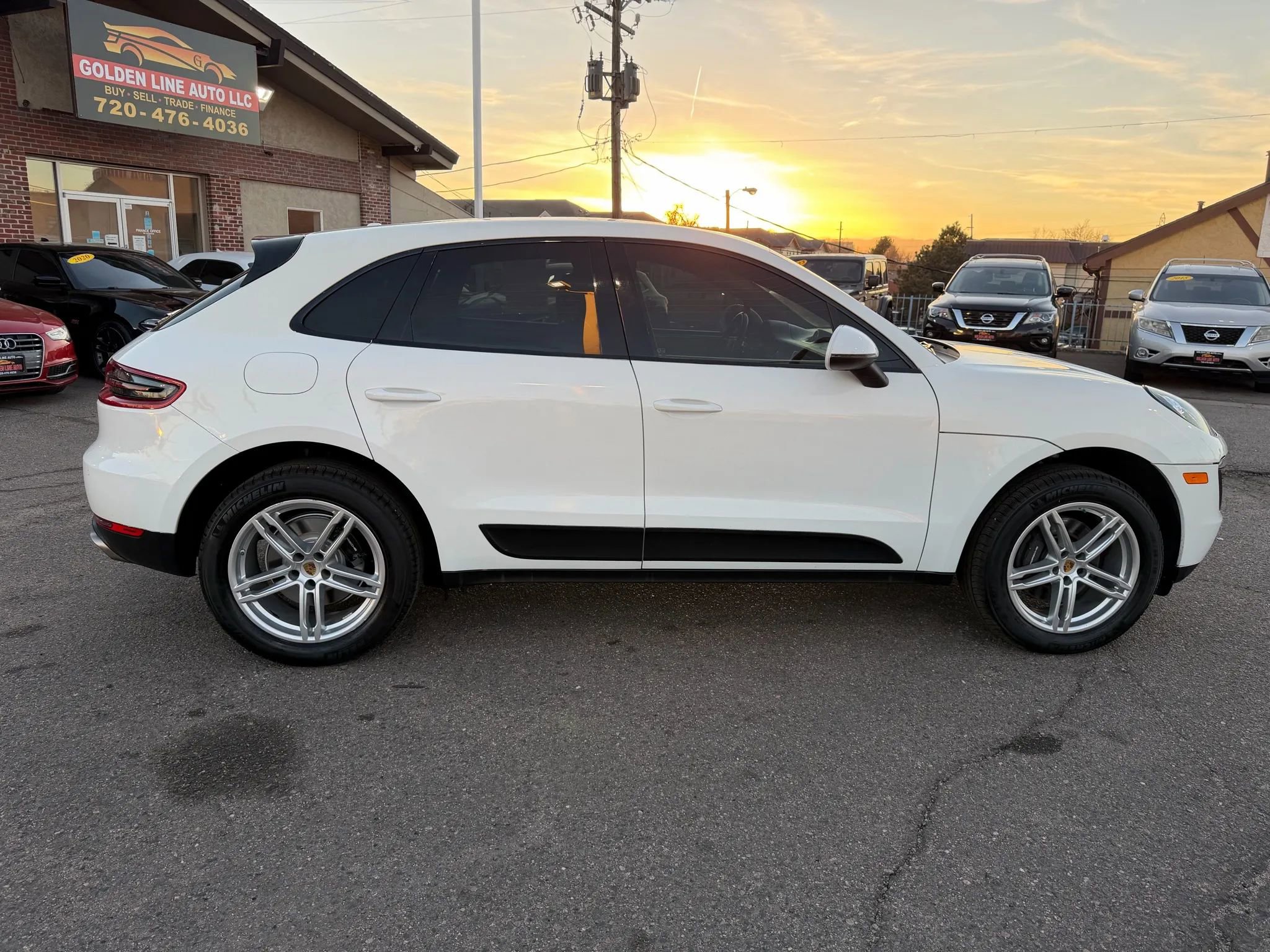 Used 2018 Porsche Macan Sport Edition image 9