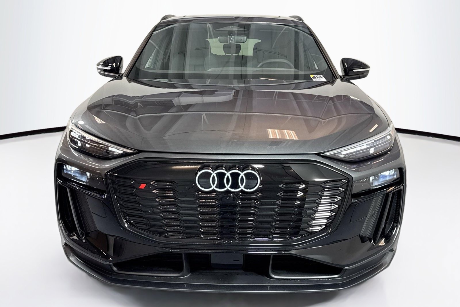 New 2027 Audi SQ6 e-tron Premium Plus AWD/4WD image 2