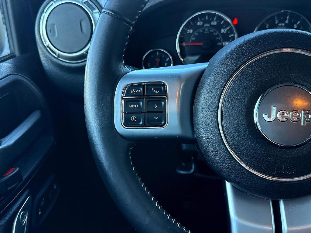 Used 2013 Jeep Wrangler Sport AWD/4WD image 16