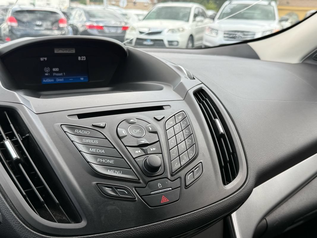 Used 2016 Ford Escape SE AWD/4WD image 12