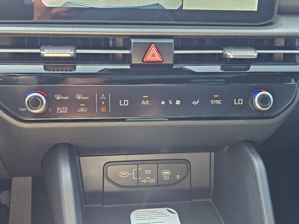 New 2026 Kia Sportage X-Line w/ X-Line Technology Package AWD/4WD image 16