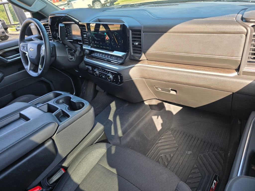 Used 2026 Chevrolet Silverado 2500 LT w/ Safety Package AWD/4WD image 24