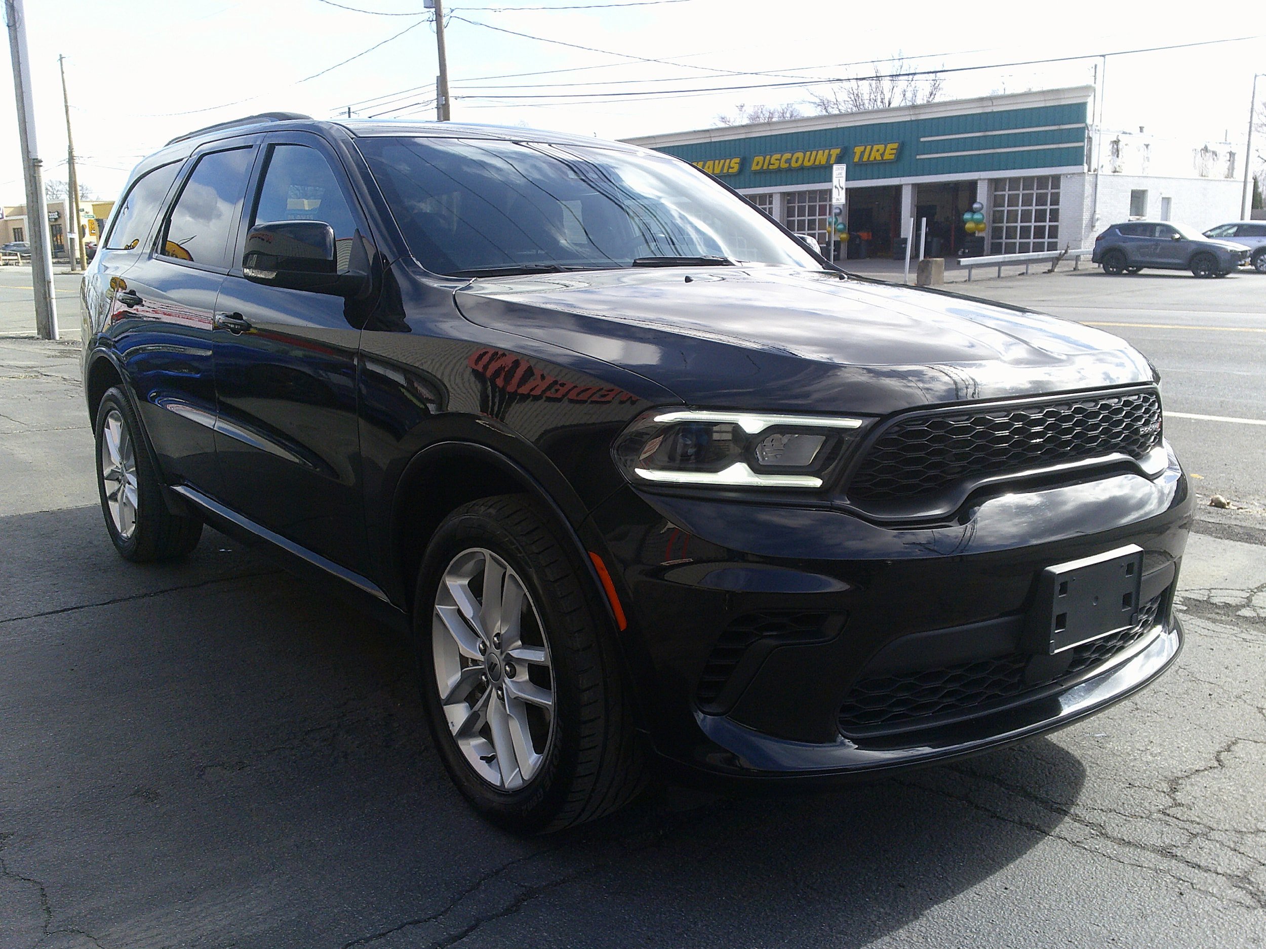 Used 2024 Dodge Durango GT AWD/4WD image 7