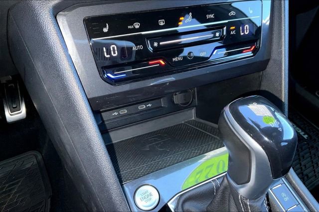 Used 2022 Volkswagen Tiguan SE R-Line image 24