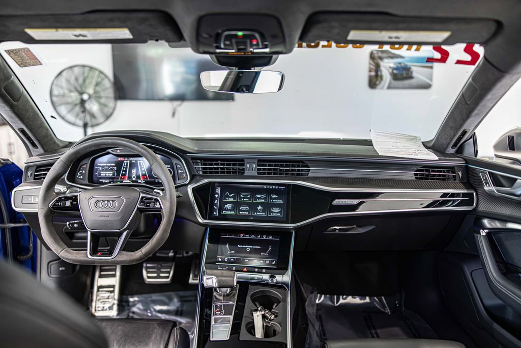 Used 2022 Audi RS 7 Sportback w/ RS 7 Executive Package image 37