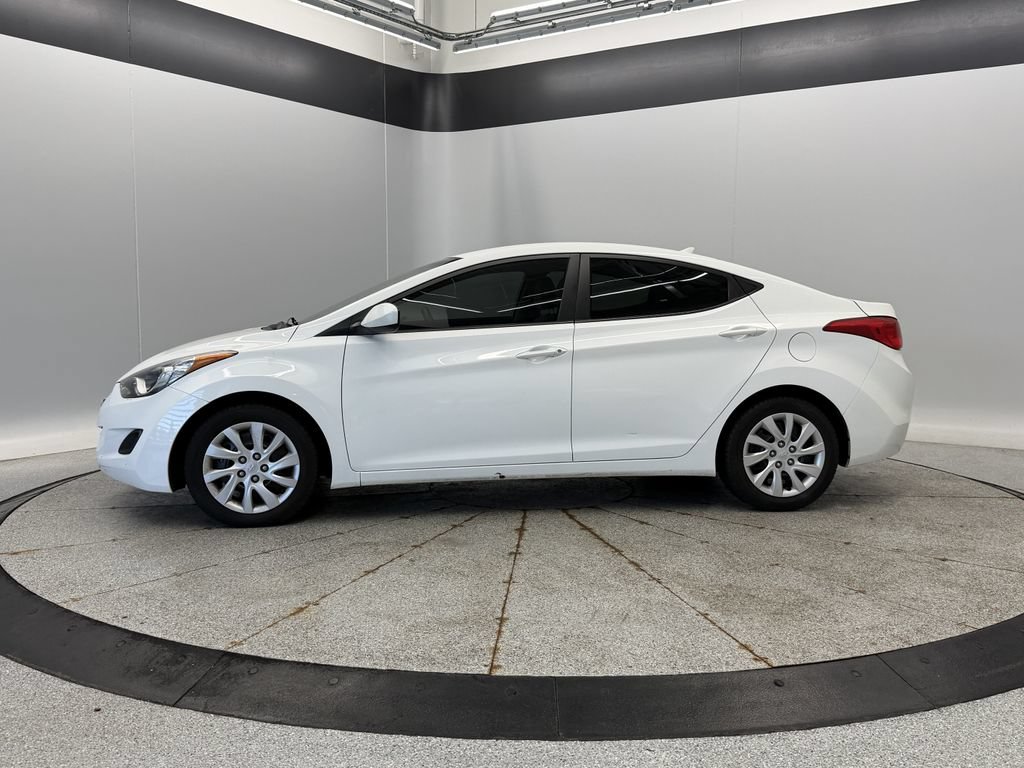 Used 2013 Hyundai Elantra GLS FWD image 2
