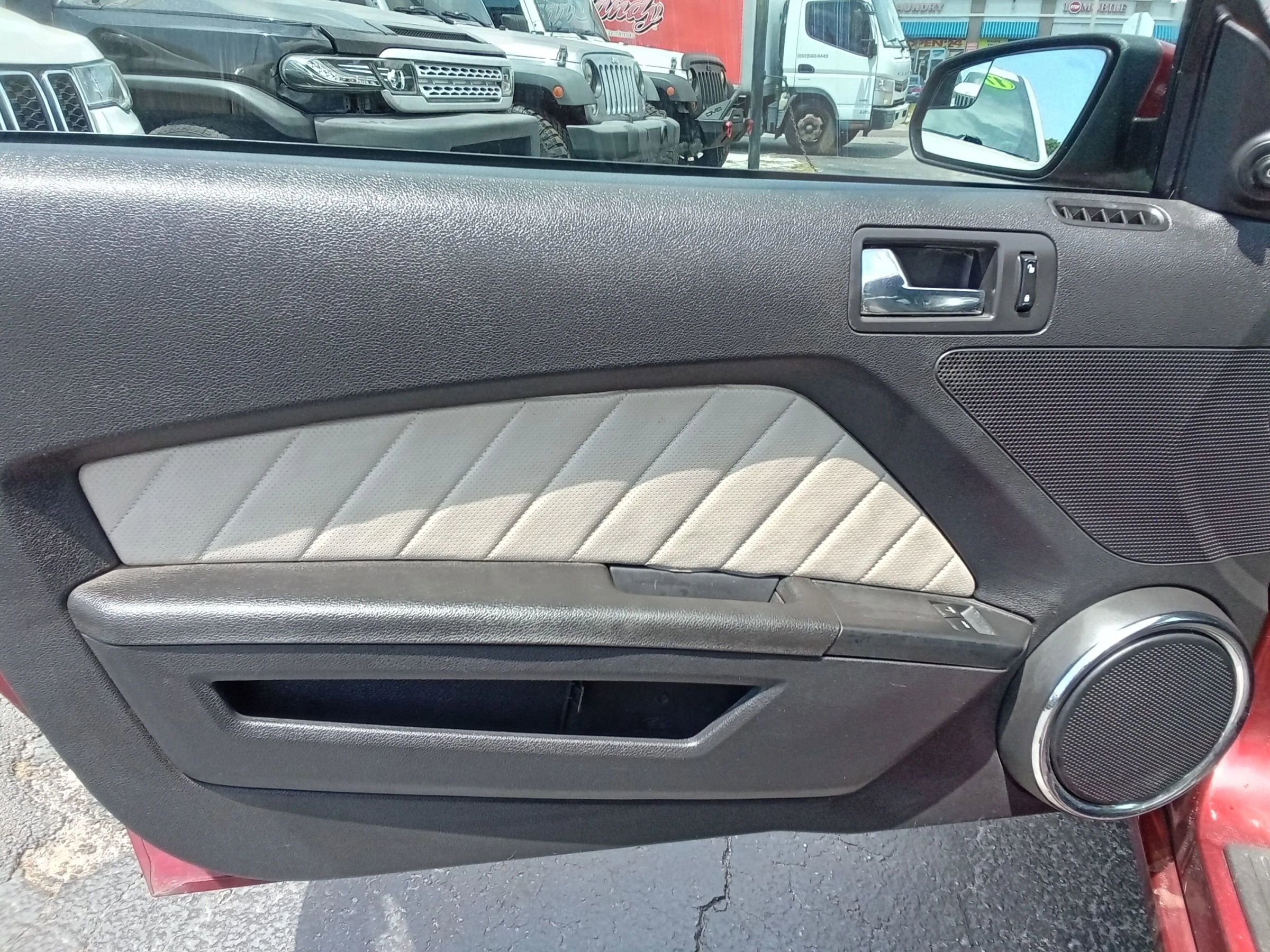 Used 2014 Ford Mustang Premium w/ Equipment Group 201A image 9