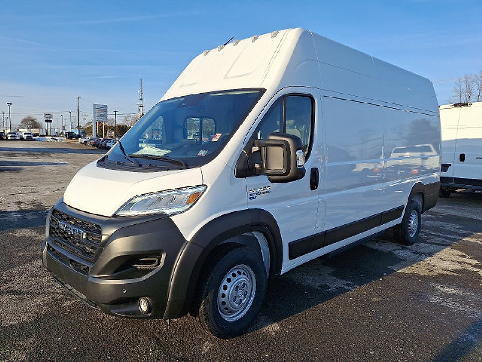 Used 2024 RAM ProMaster 3500 w/ Delivery Van Package FWD image 2