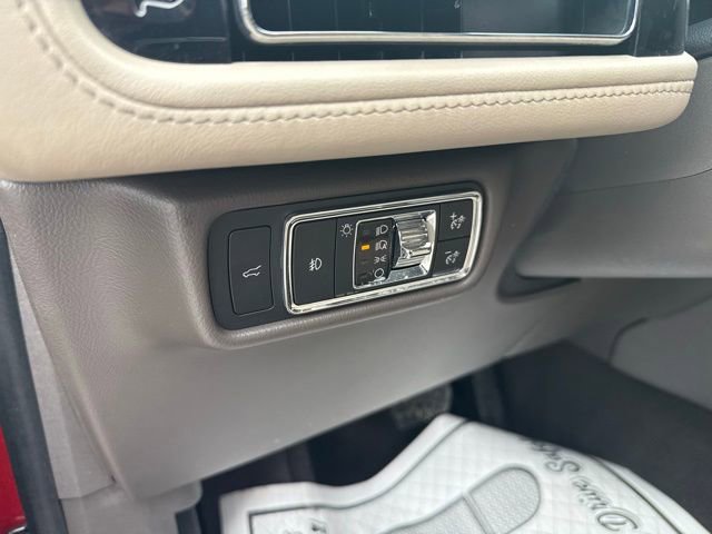 Used 2020 Lincoln Aviator Reserve w/ Equipment Group 202A image 22