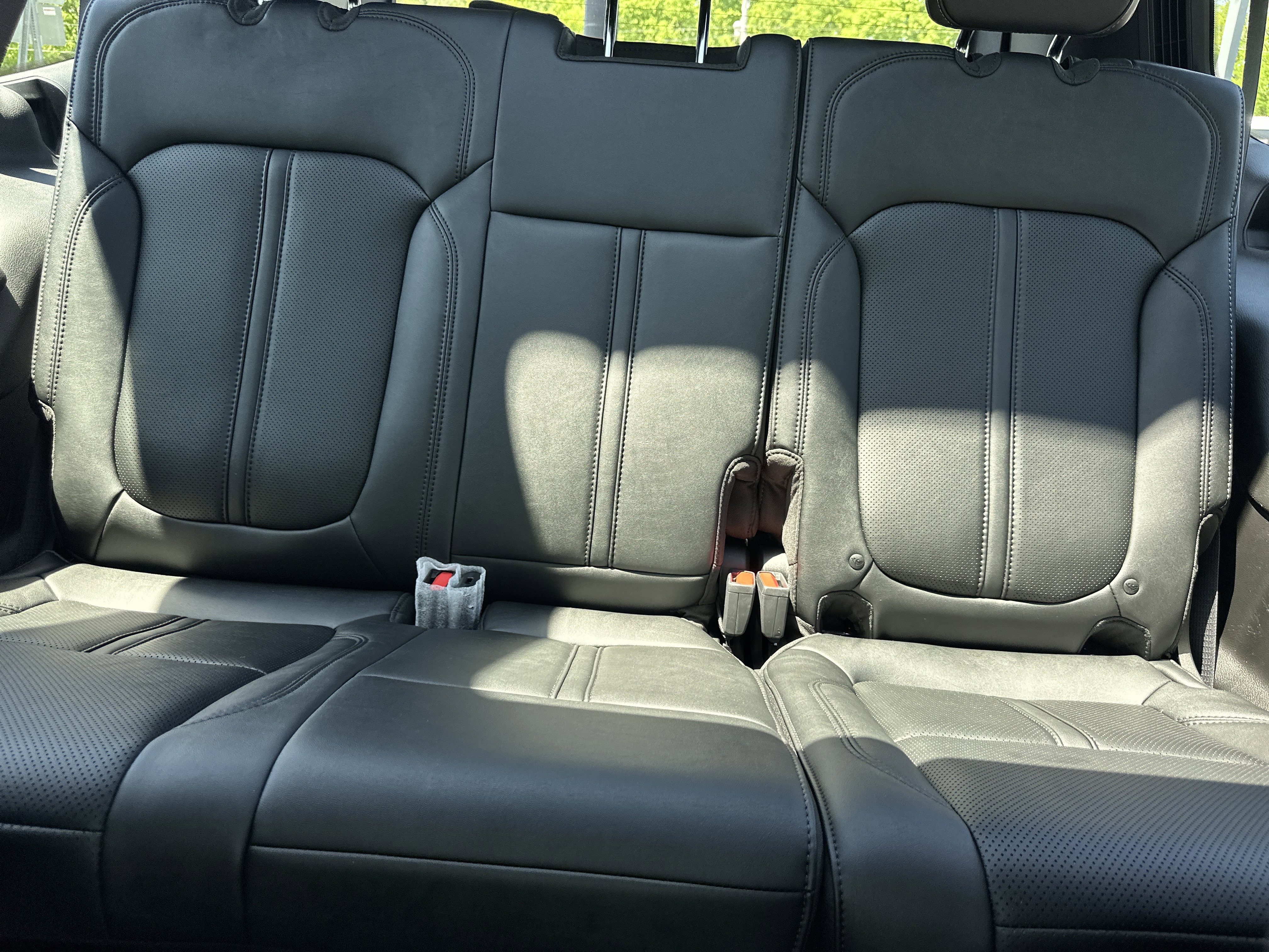 New 2026 Jeep Grand Wagoneer L Limited AWD/4WD image 32