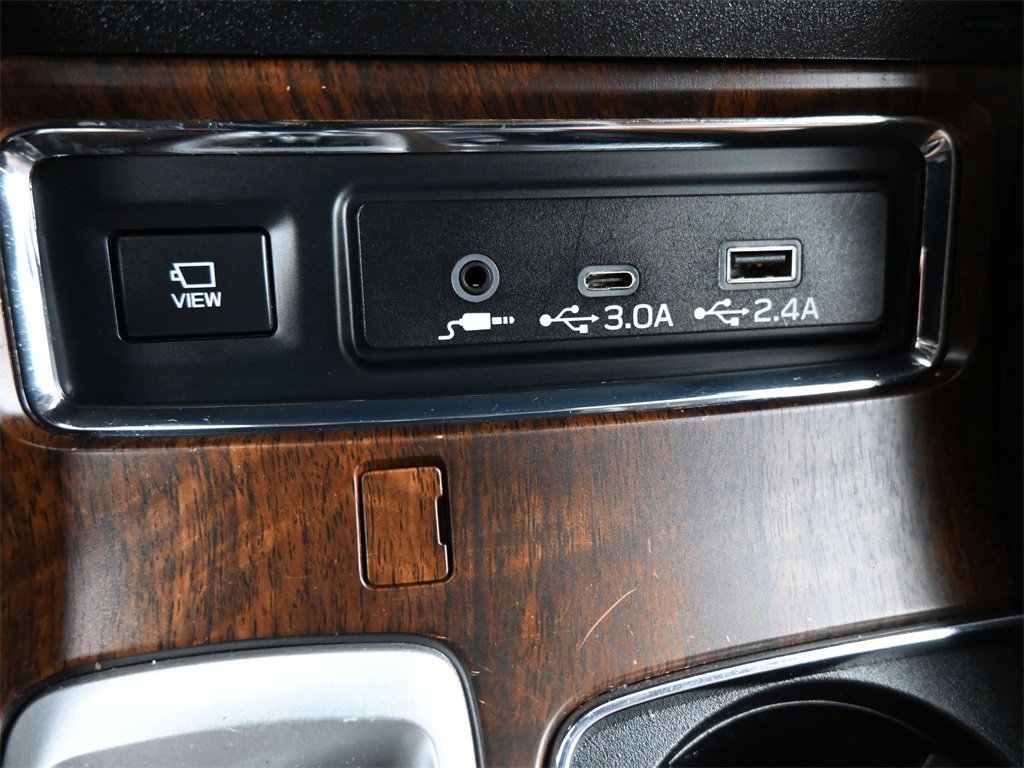 Used 2023 Subaru Ascent Touring image 14
