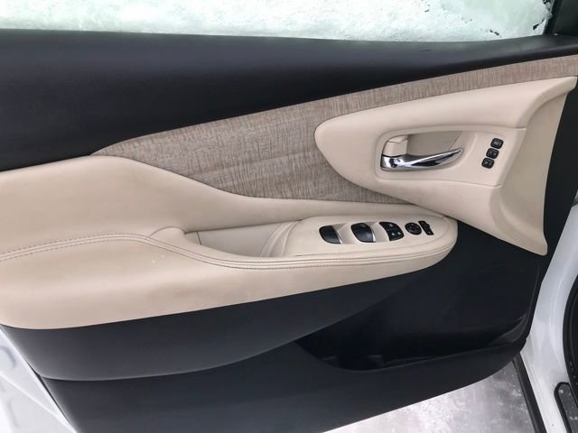 Used 2023 Nissan Murano SL AWD/4WD image 17