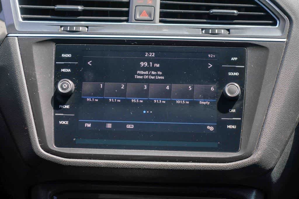Used 2019 Volkswagen Tiguan SE w/ Panoramic Sunroof Package FWD image 13