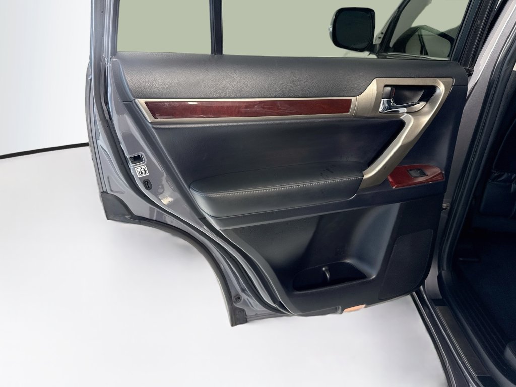 Used 2019 Lexus GX 460 Premium AWD/4WD image 27