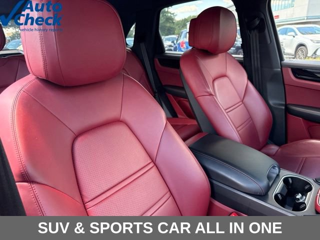 Used 2022 Porsche Cayenne AWD/4WD image 27