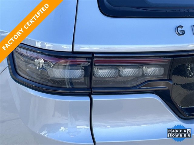 Certified 2024 Jeep Grand Wagoneer Series III w/ Rear Seat Video Group 1 image 10