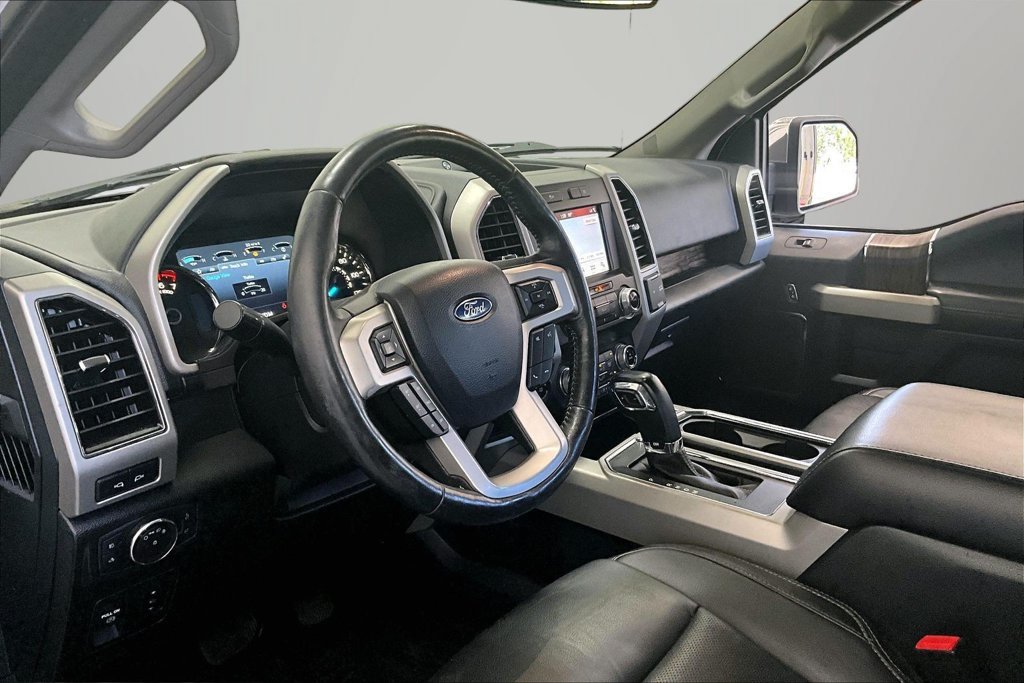 Used 2019 Ford F150 Lariat w/ Equipment Group 502A Luxury AWD/4WD image 16