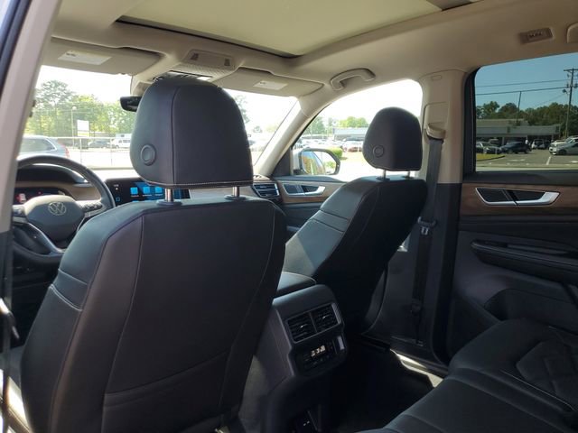 Certified 2025 Volkswagen Atlas SE w/ Panoramic Sunroof Package FWD image 11