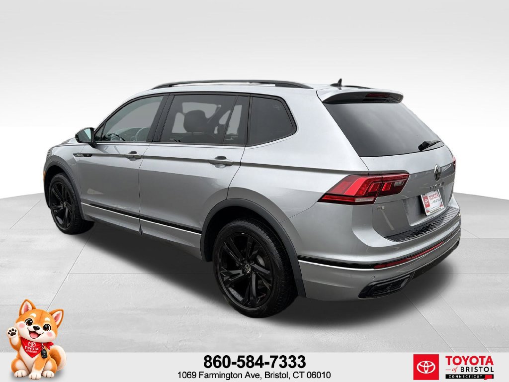 Used 2023 Volkswagen Tiguan SE R-Line AWD/4WD image 4