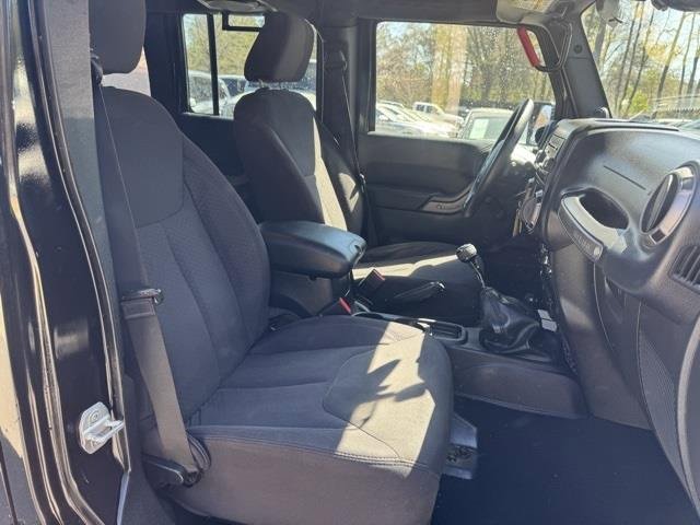 Used 2013 Jeep Wrangler Unlimited Sport image 20