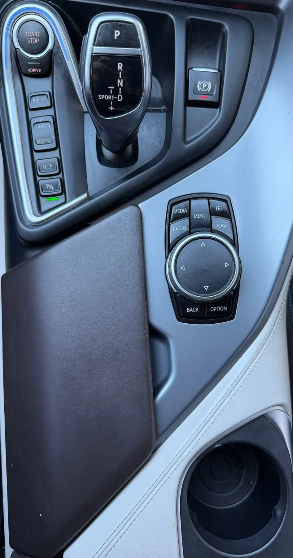 Used 2014 BMW i8 AWD/4WD image 20
