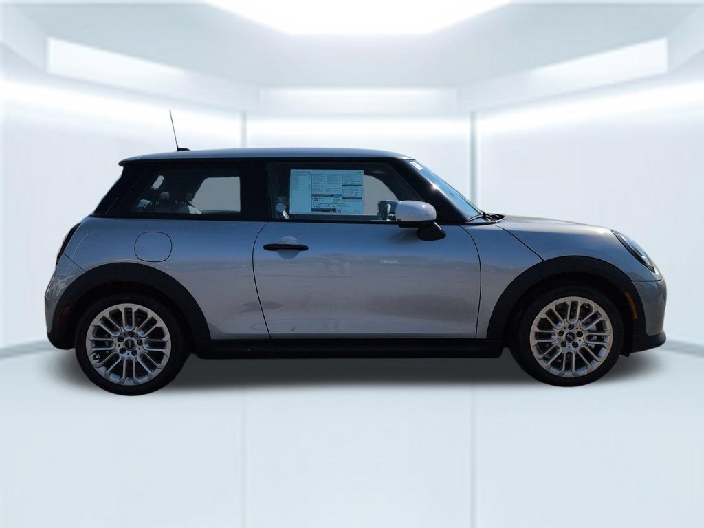 New 2026 MINI Cooper 2-Door Hardtop FWD image 6