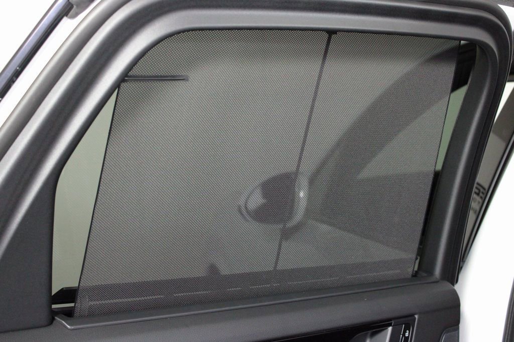 Certified 2025 Porsche Cayenne image 30