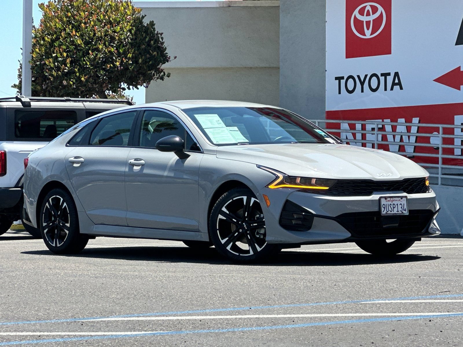 Used 2023 Kia K5 GT-Line w/ GT-Line Premium Package FWD image 8