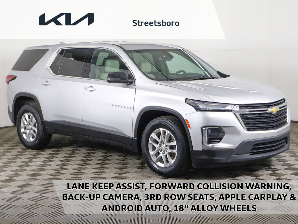 Used 2022 Chevrolet Traverse LS AWD/4WD image 1