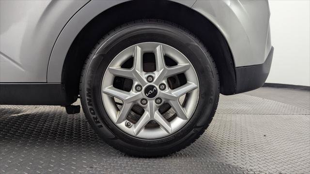 Used 2023 Kia Soul LX w/ Option Group 015 FWD image 26