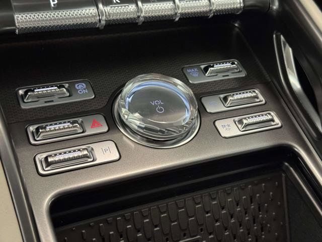 New 2026 Lincoln Nautilus Premier AWD/4WD image 17