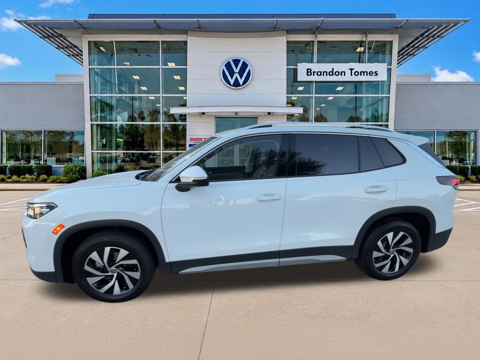 New 2026 Volkswagen Tiguan S FWD image 6