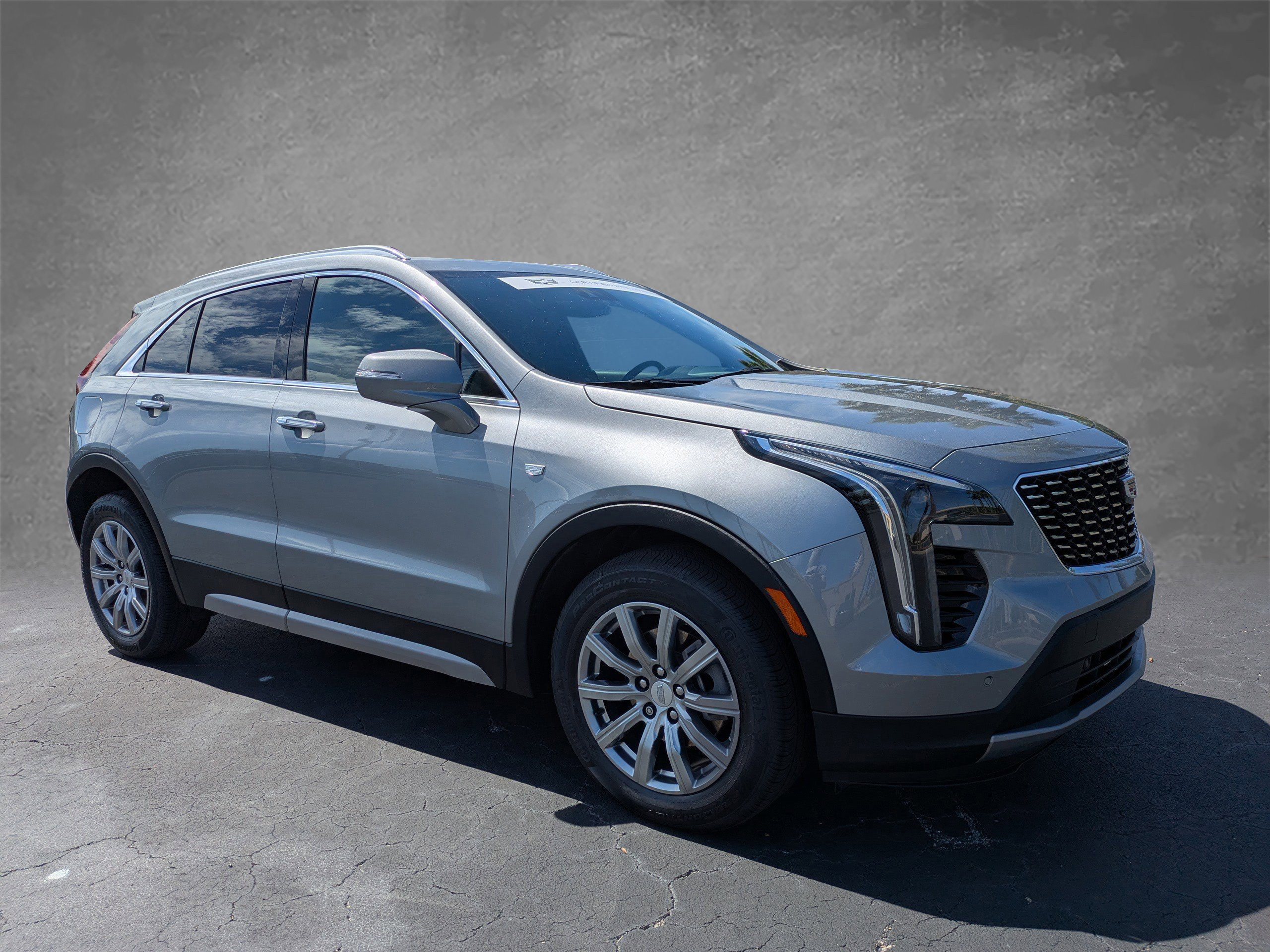 Certified 2023 Cadillac XT4 Premium Luxury w/ Technology Package AWD/4WD image 7