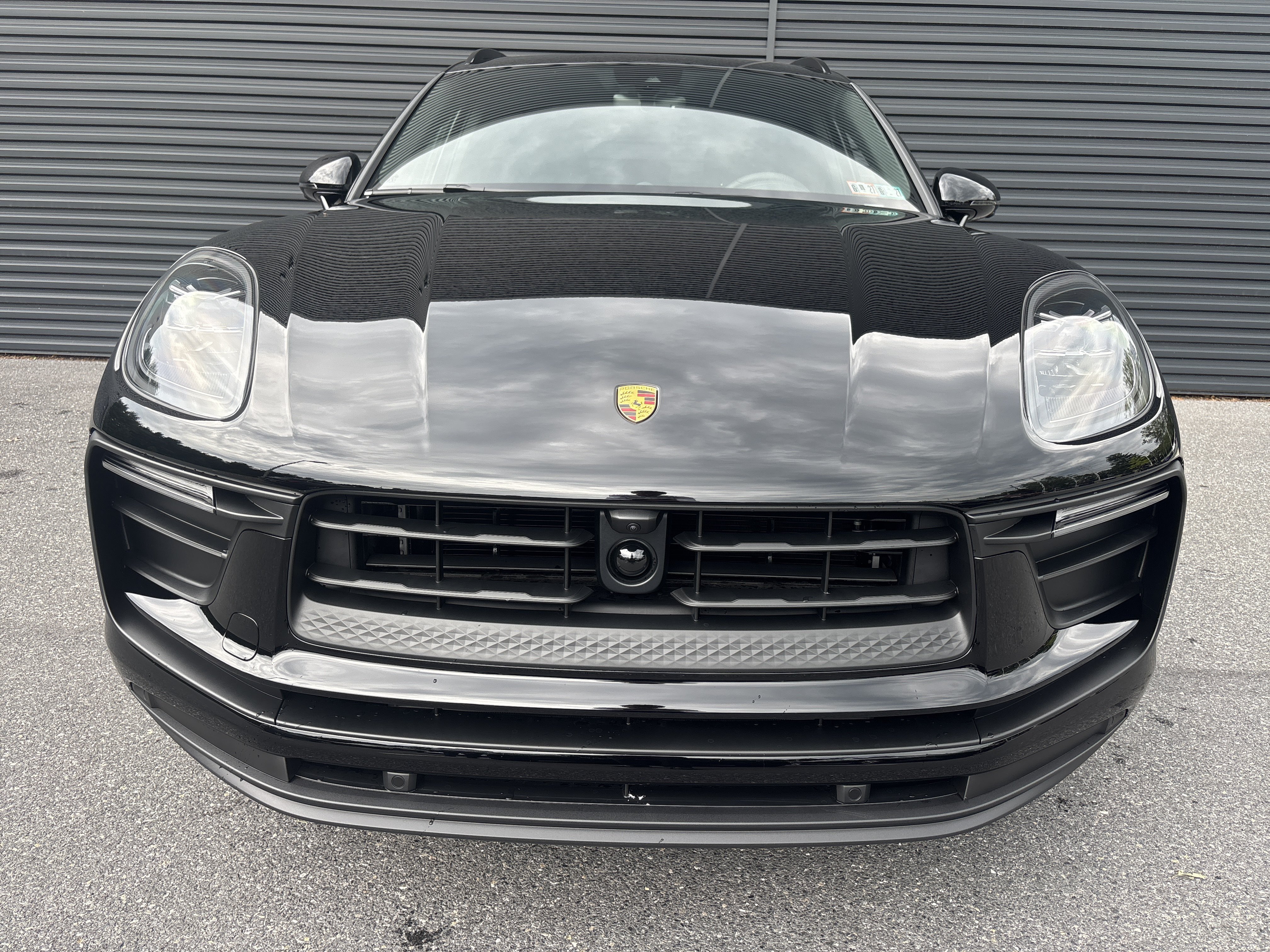New 2026 Porsche Macan AWD/4WD image 9