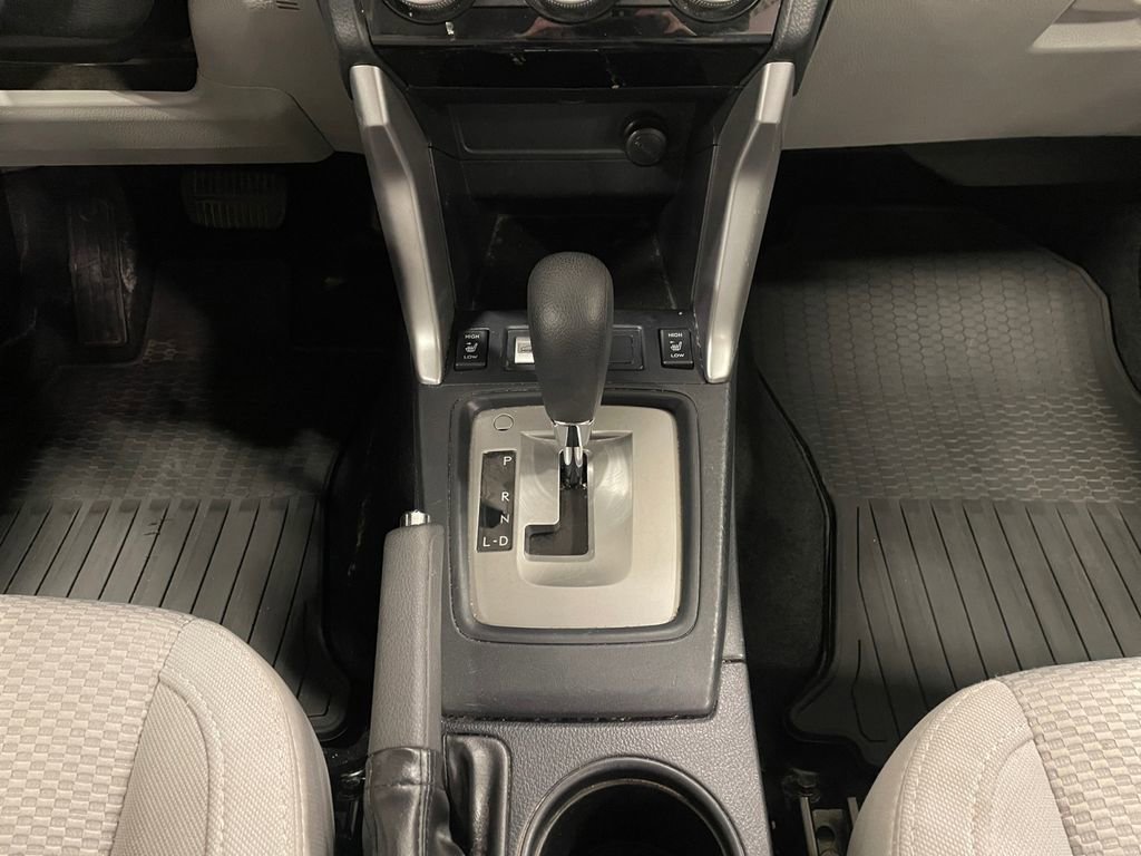 Used 2017 Subaru Forester 2.5i Premium image 11