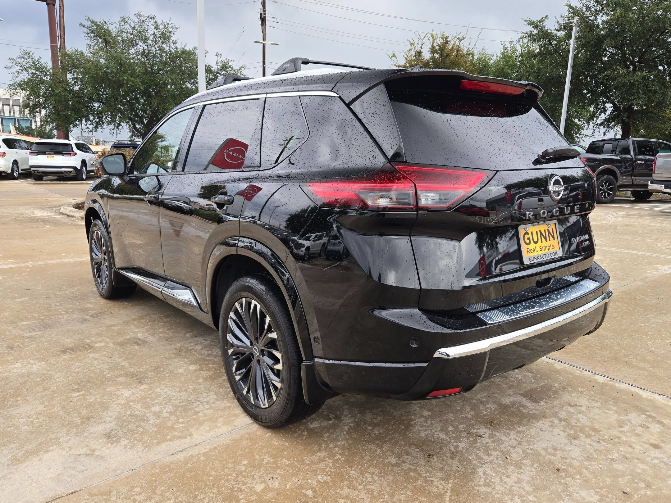 Certified 2026 Nissan Rogue Platinum w/ Platinum Premium Package AWD/4WD image 5