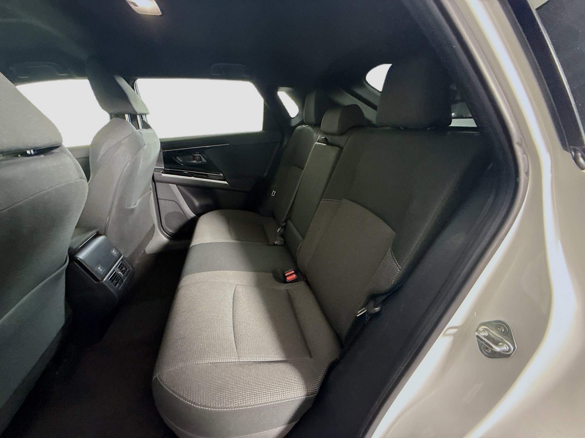 Used 2024 Subaru Solterra Premium image 25