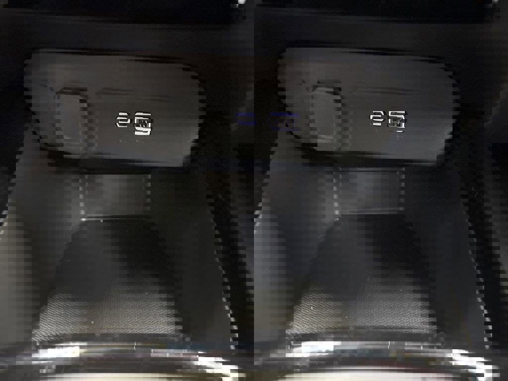 New 2026 Chevrolet Trax LT image 32