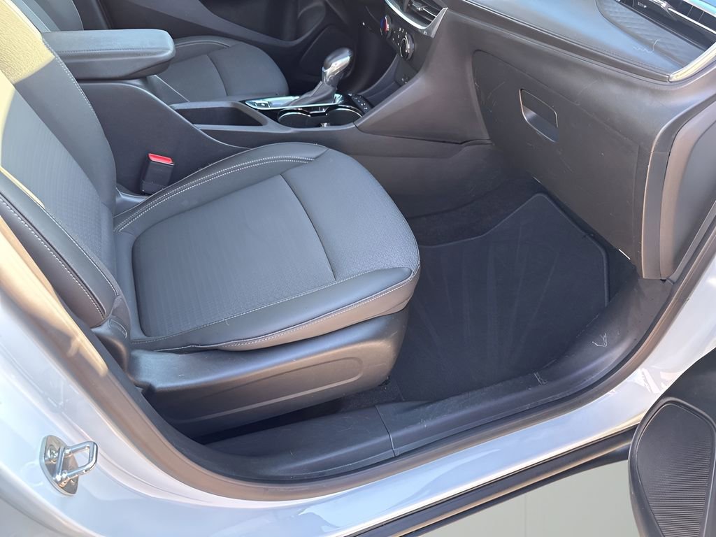 Used 2024 Buick Encore GX Preferred w/ Comfort Package image 16