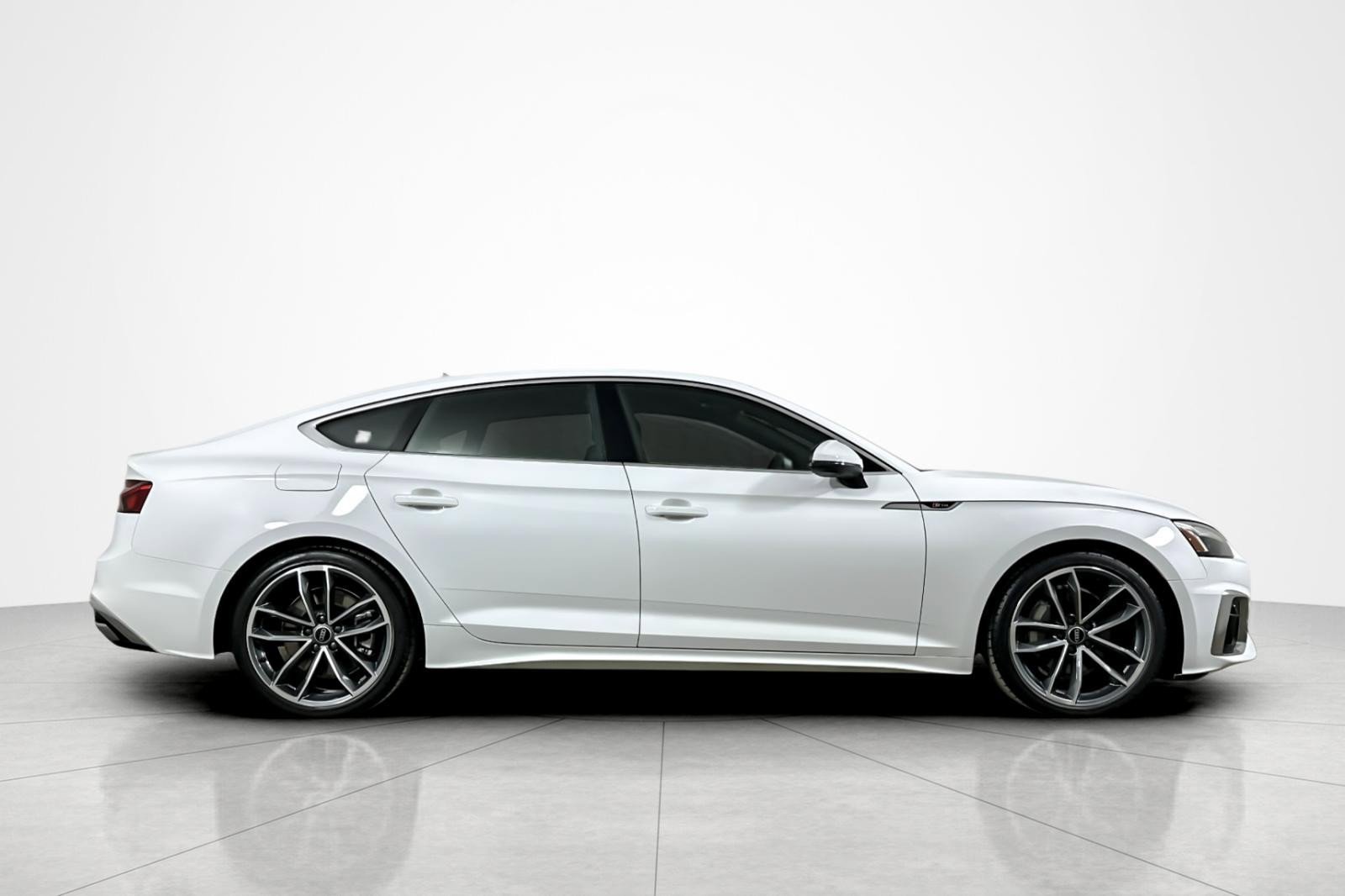 Used 2023 Audi A5 2.0T Premium Plus w/ Premium Plus image 6
