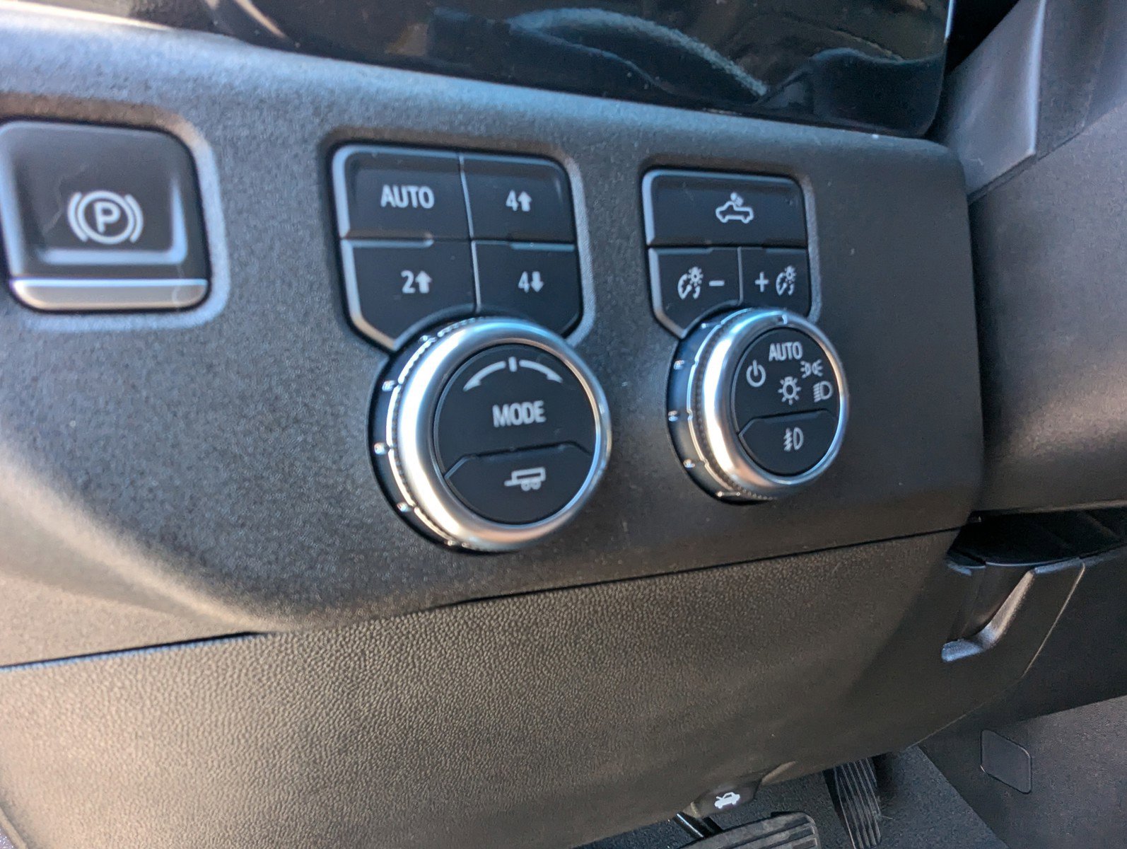 Certified 2023 GMC Sierra 1500 Elevation w/ X31 Off-Road Package AWD/4WD image 29