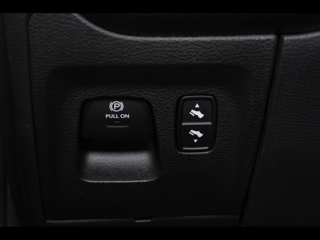 Used 2022 RAM 1500 Big Horn AWD/4WD image 22