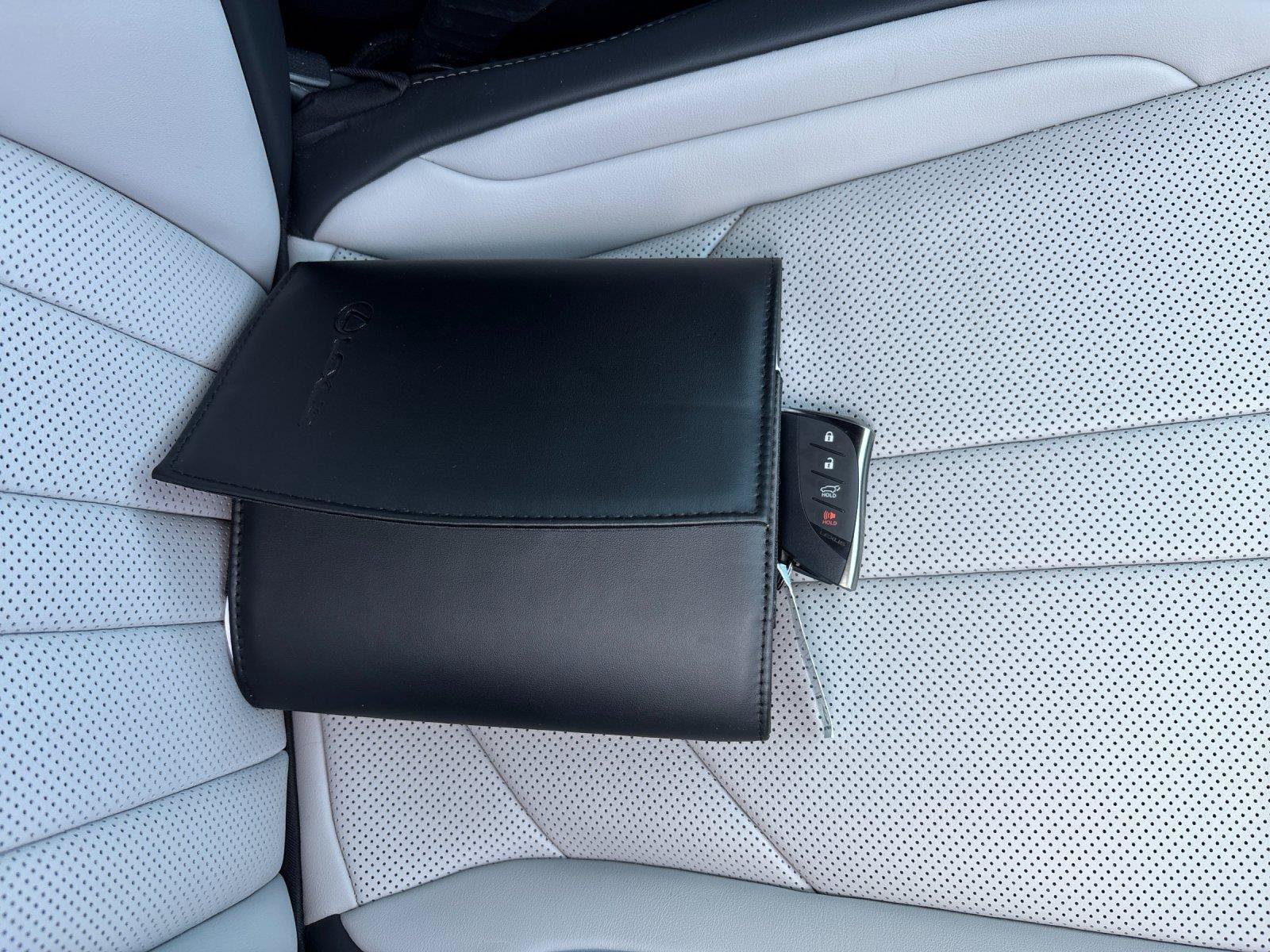 Used 2025 Lexus TX 500h AWD w/ Technology Package image 42