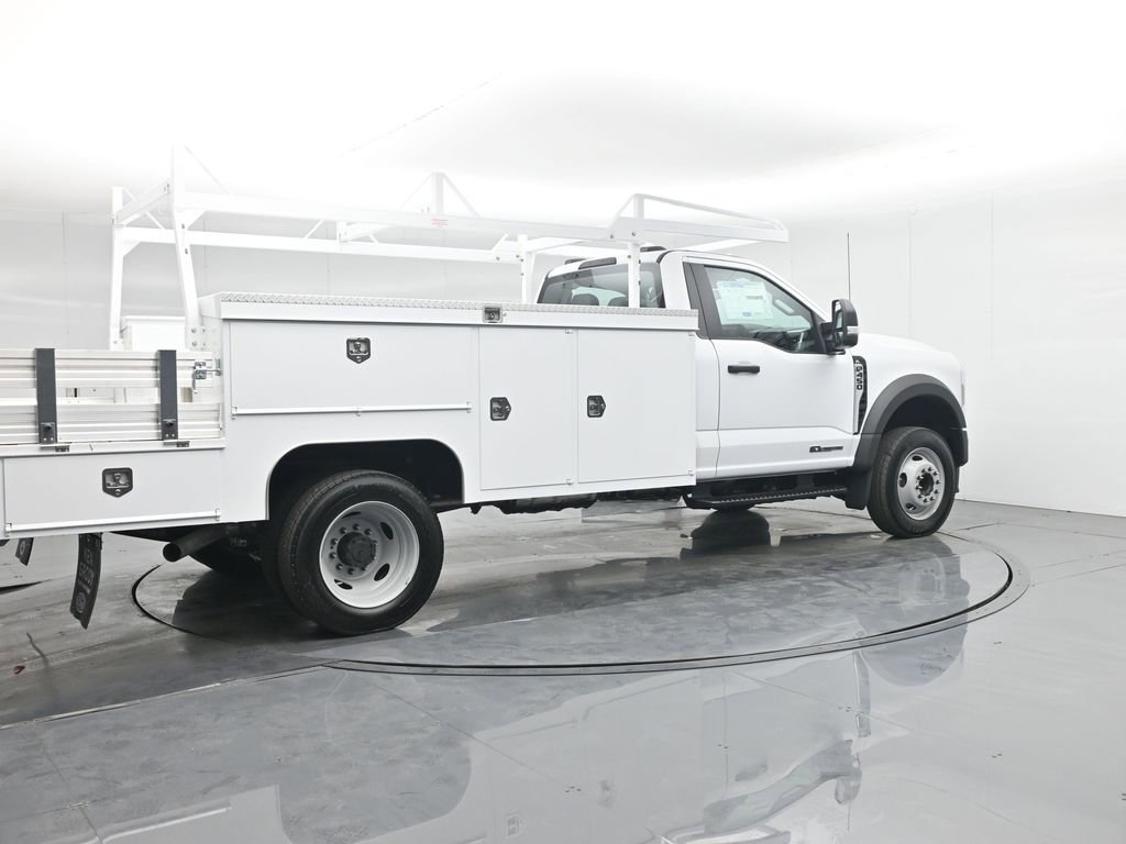 New 2025 Ford F450 XL w/ XL Chrome Package image 39
