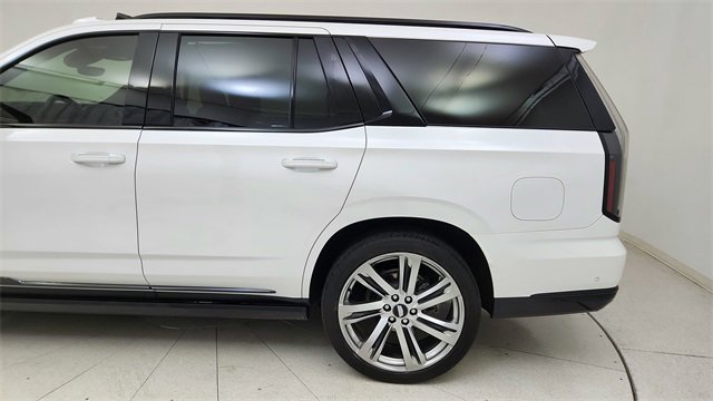 Used 2025 Cadillac Escalade Sport w/ Touring Package image 11