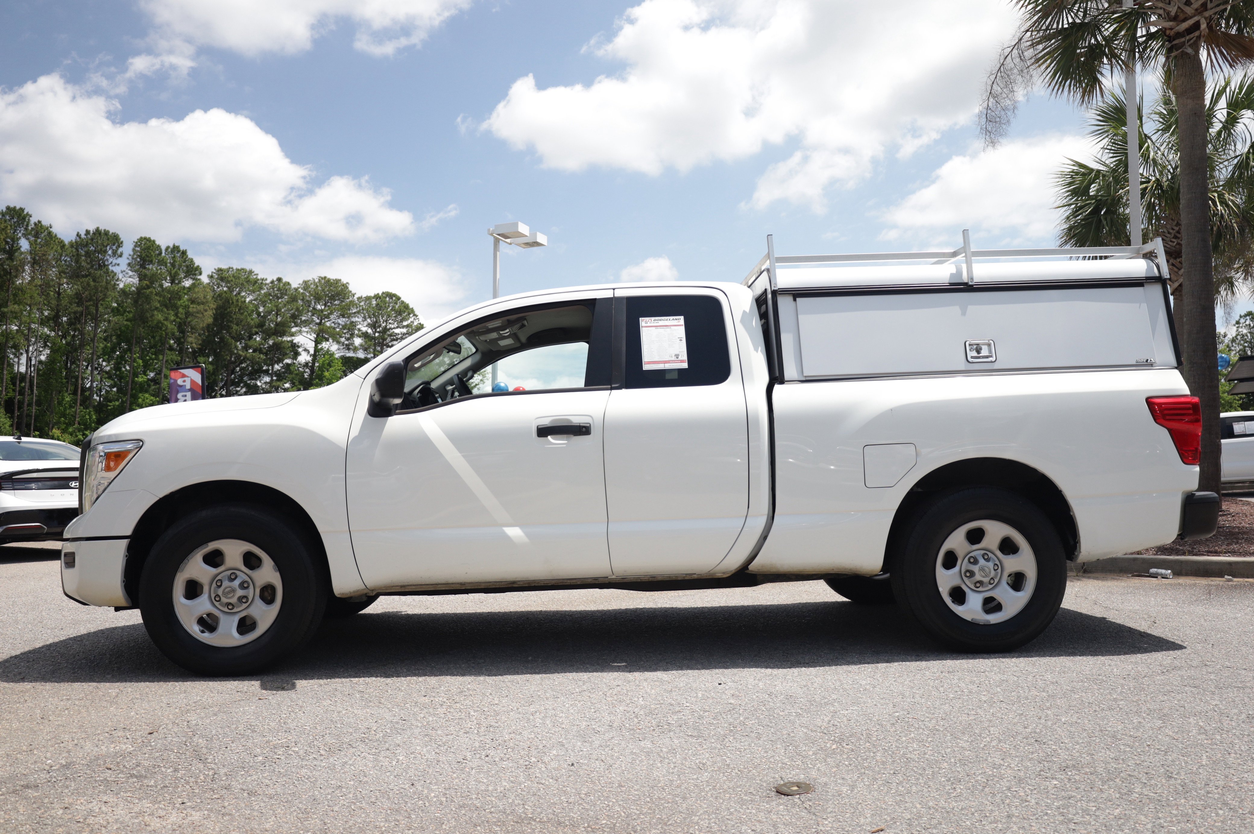 Used 2022 Nissan Titan S RWD image 2