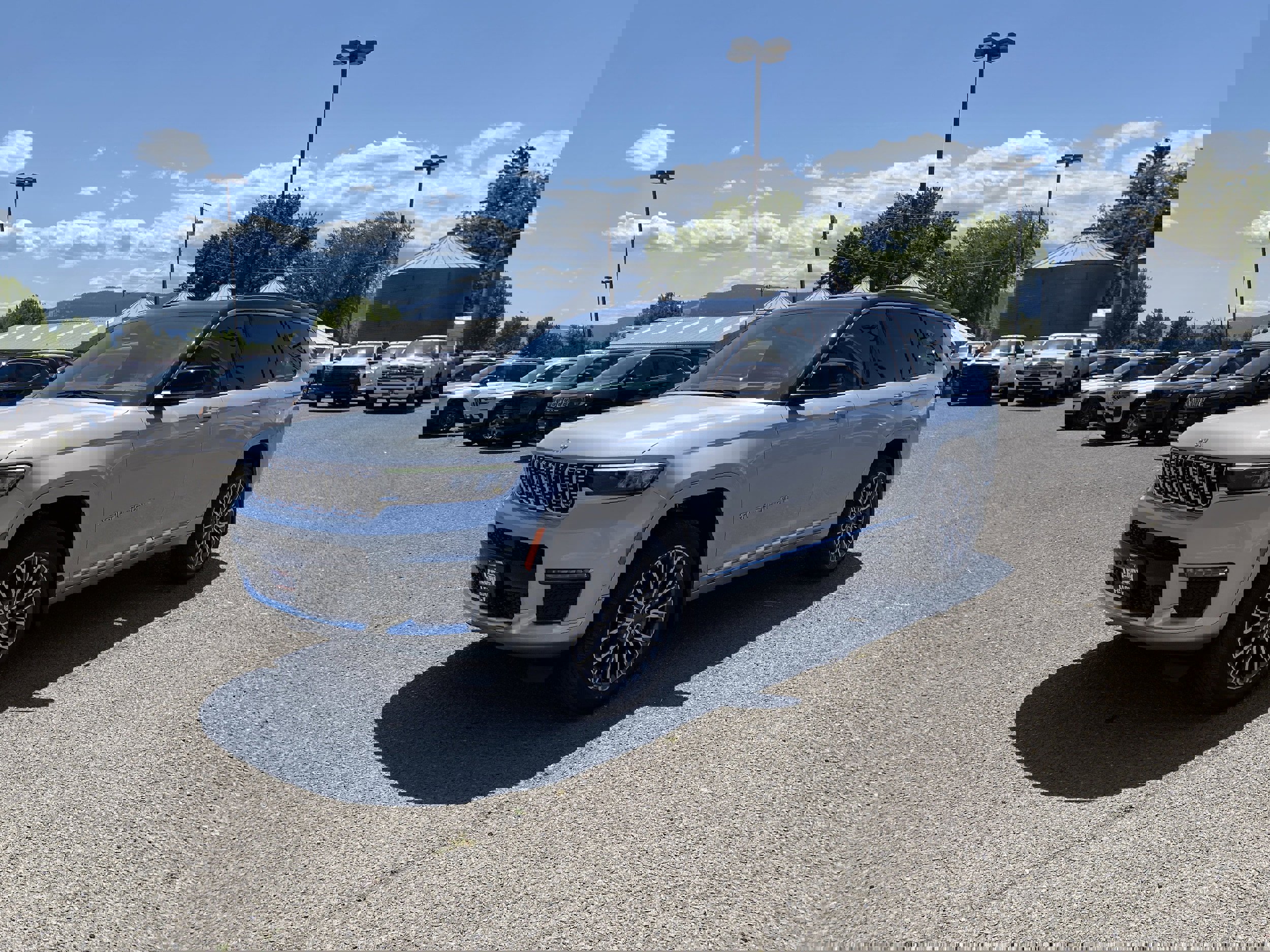 New 2025 Jeep Grand Cherokee L Summit image 13