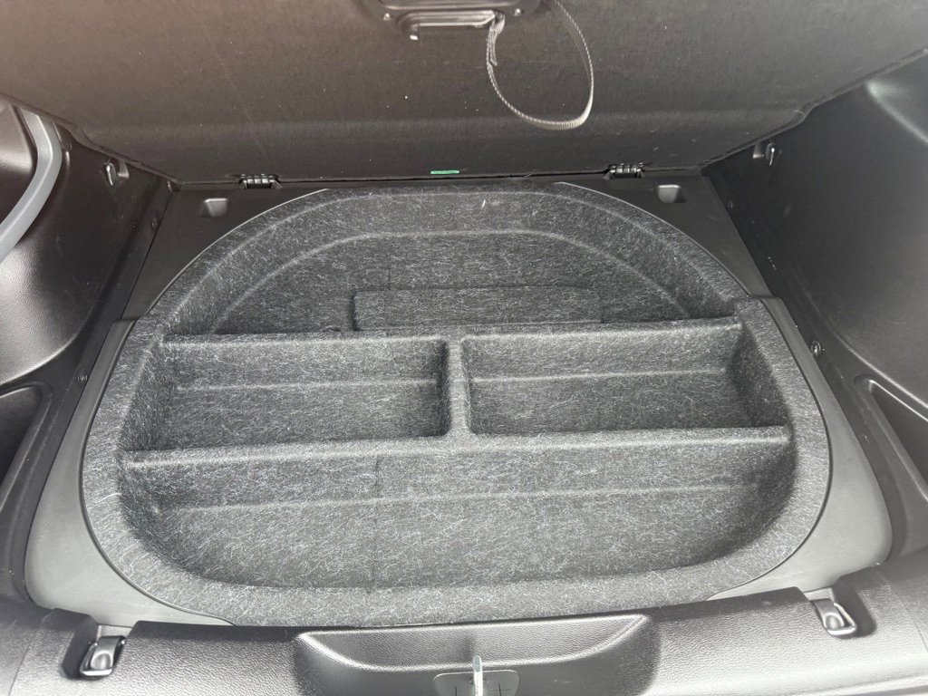 Used 2016 Jeep Cherokee Limited image 42