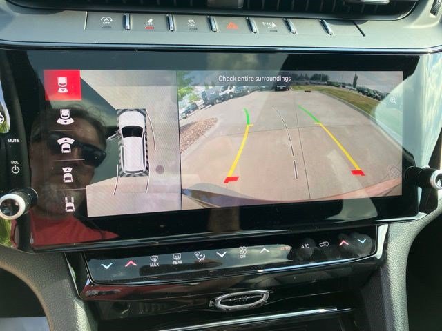New 2026 Jeep Grand Cherokee Limited w/ Luxury Tech Group II AWD/4WD image 20